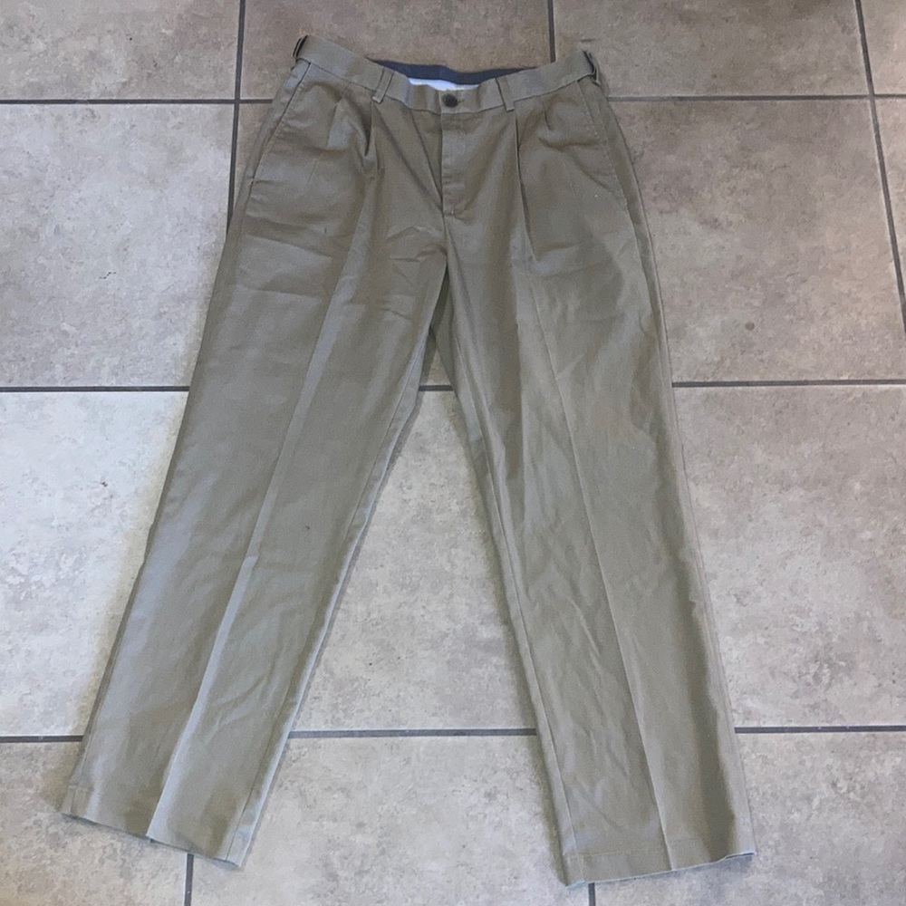 Haggar Clothing Khaki dress pants